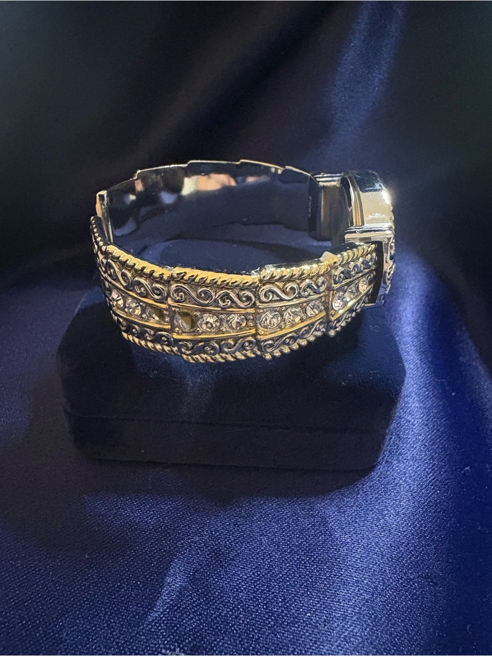 Watch Gold & Silver Tone Ornate Rhinestone Accent Quartz Link Bracelet - Picture 6 of 12